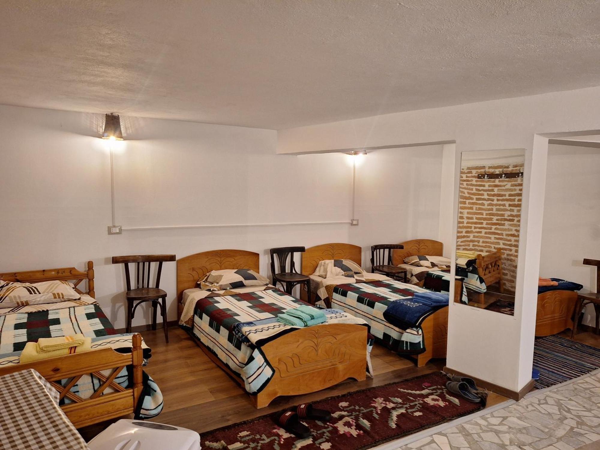 At Pikotiko'S - Korca City Rooms For Rent Zewnętrze zdjęcie